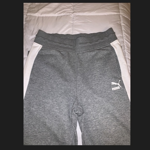 Gray Puma Joggers Women Size Medium - Picture 4 of 5